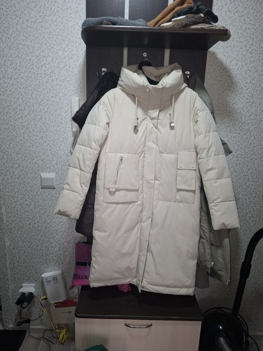 Плащ  демисезон  белый