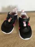 Adidasi Nike marimea 21