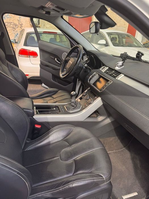 Range rover evouque