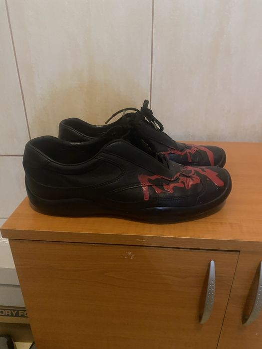Prada low leather