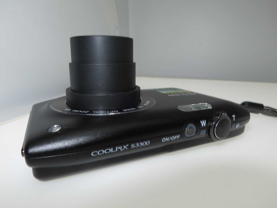Nikon Coolpix S3300 ултра компактен фотоапарат дигитална камера