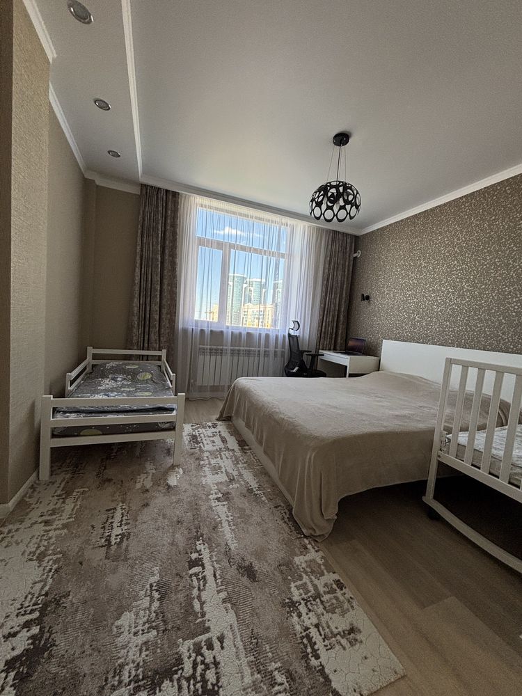 Продам 2-х комн каартиру студию