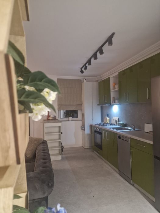 Particular Ap 2 camere Chitila villa nou 8 locatari langa padure si la