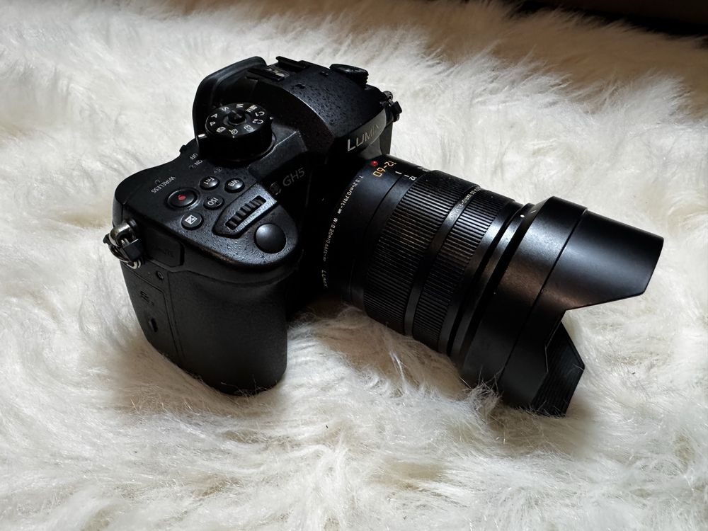 Panasonic gh5 cu obiectiv 12-60