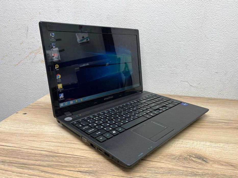 Для работы emachines AMD E-300*ОЗУ 4*HDd 500*дешевые ноутбуки