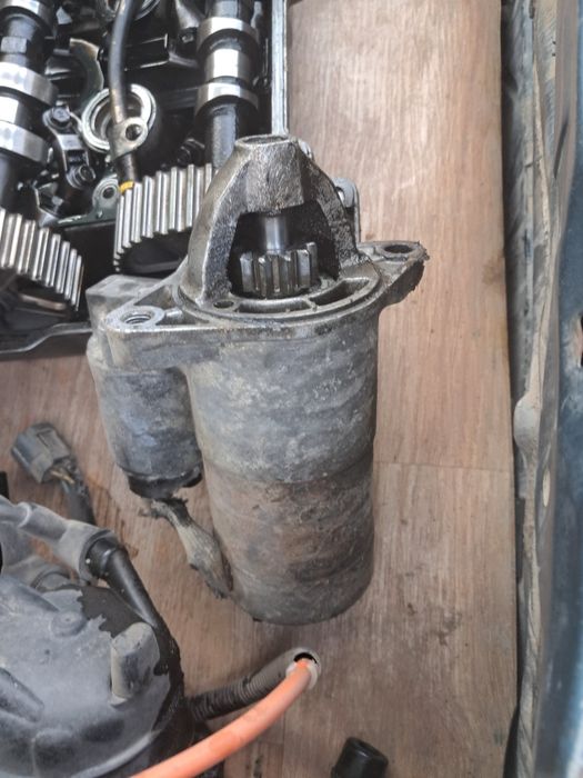 Стартер на кронос мазда