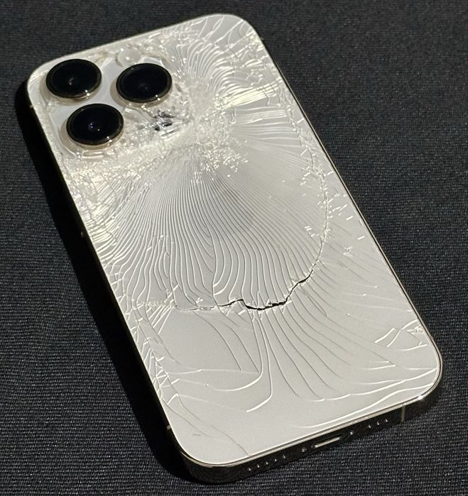 Apple iPhone 14 Pro! Ideal pentru piese!