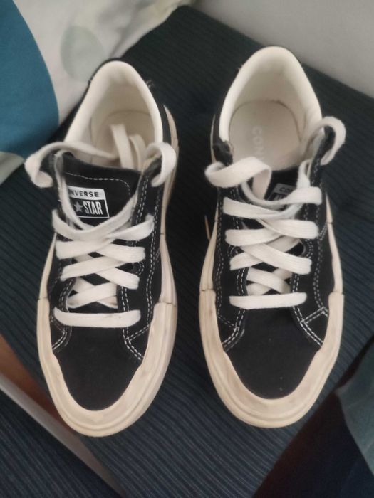 Vand tenesi converse
