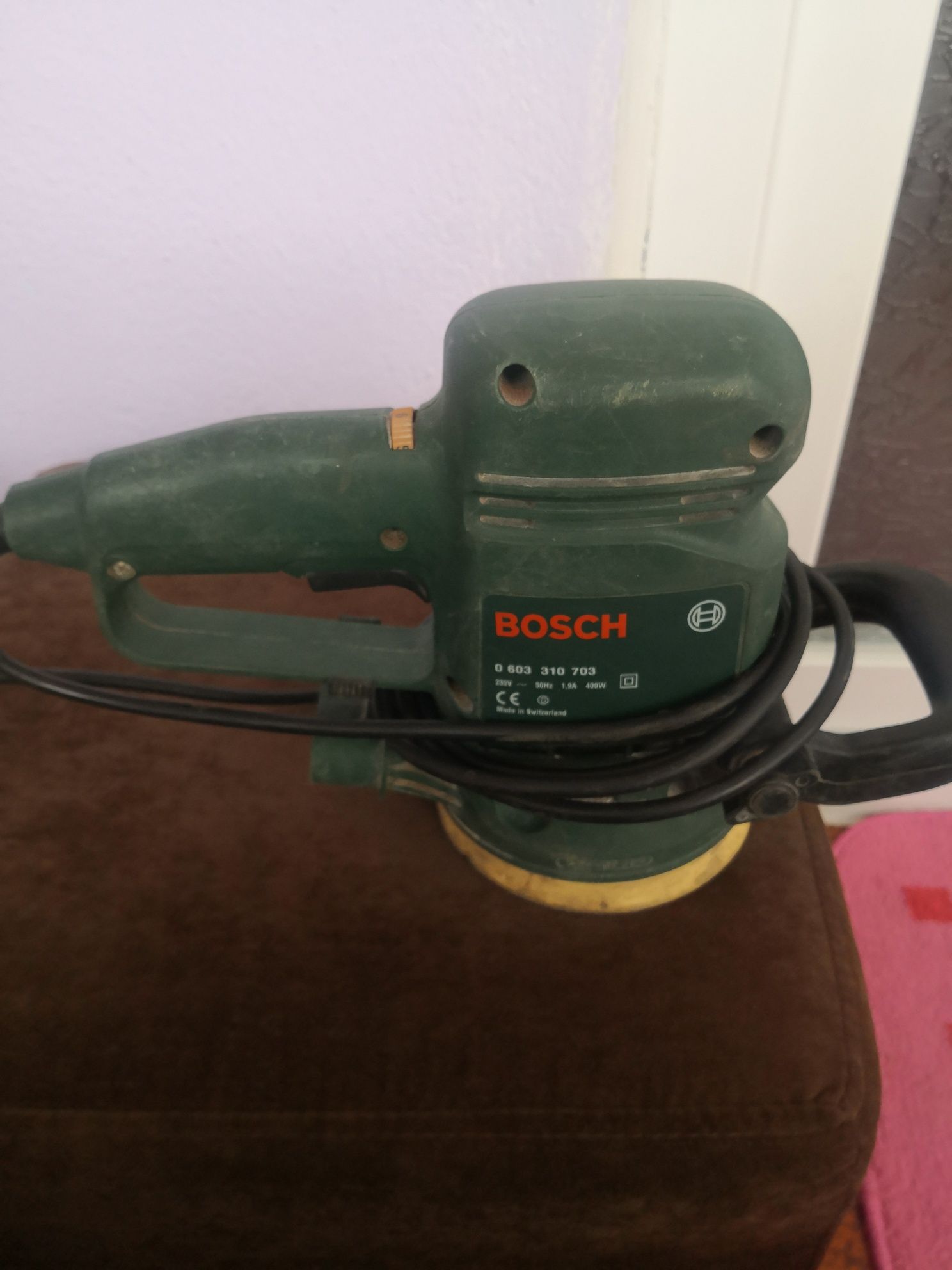 Mașina de șlefuit Bosch
