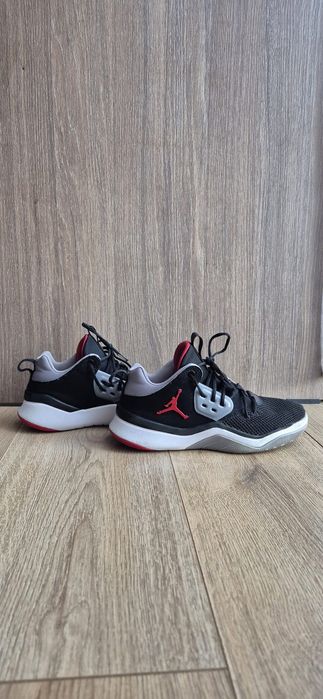 Aadidasi Air jordan