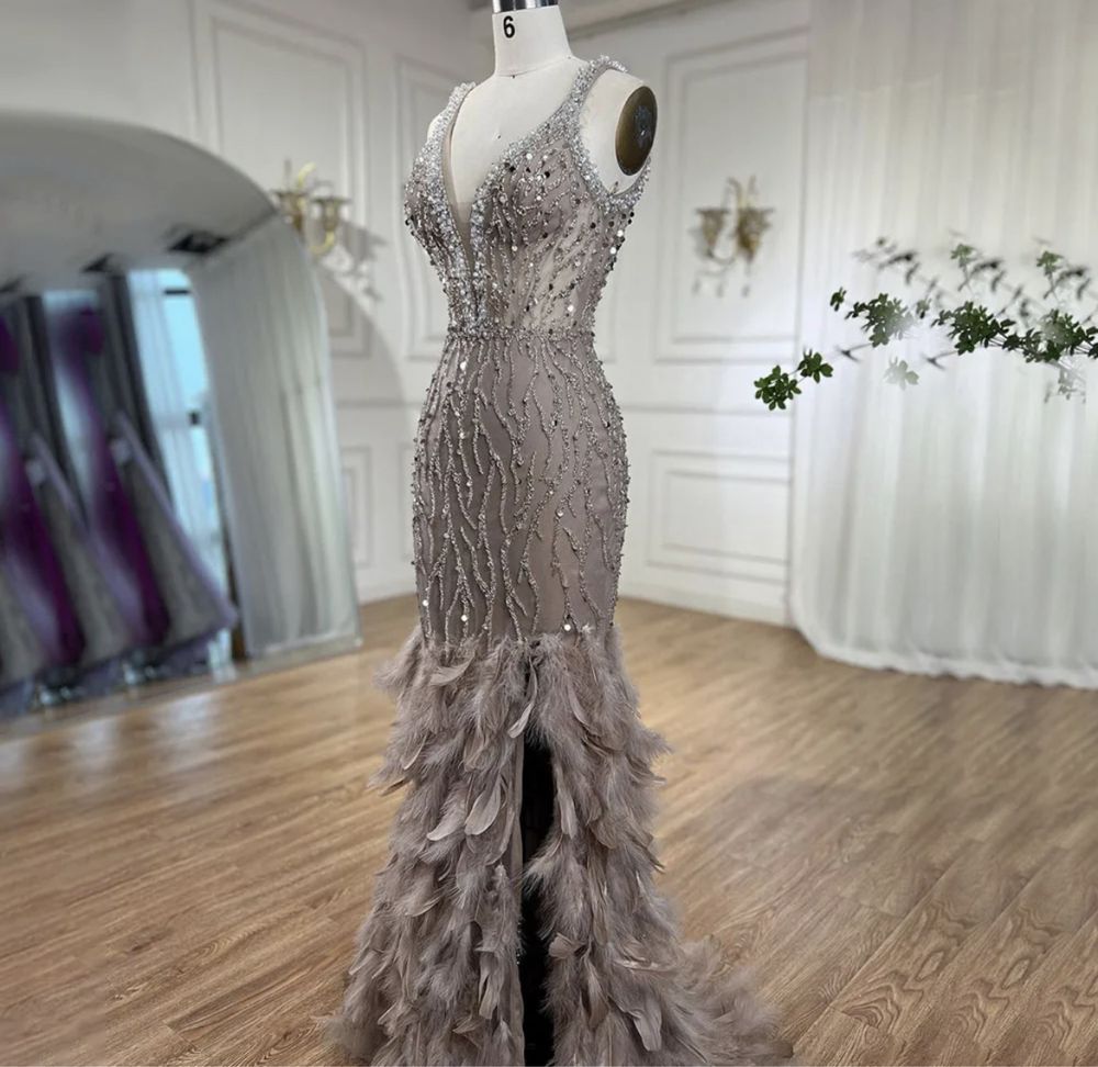 Rochie pene, rochie nasa, rochie bijuterie, rochie lux