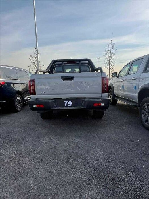 Продаётся новый JAC T9 (без пробег)