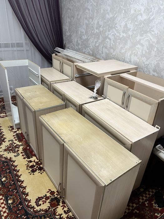 Бесплатно,бесплатно кухонный гарнитур