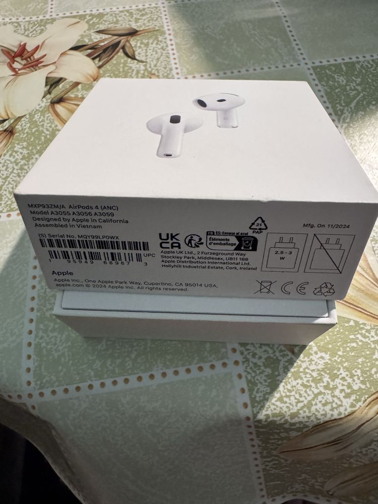 AirPods 4 with Active Noise Cansellation