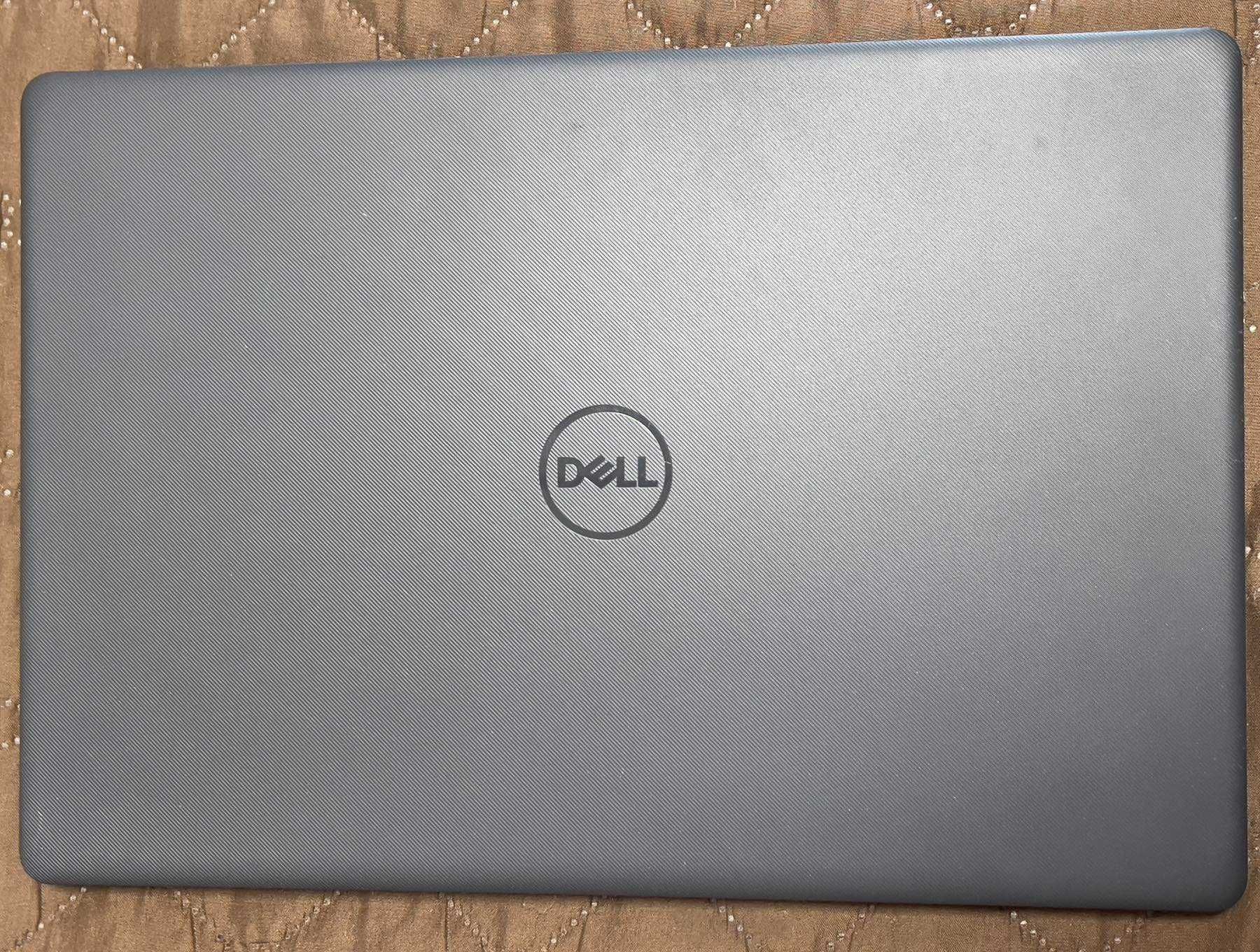 Лаптоп Dell Vostro 3500 ГАРАНЦИЯ!!!