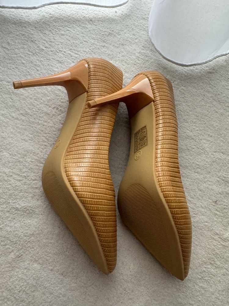 Pantofi galben - mustar