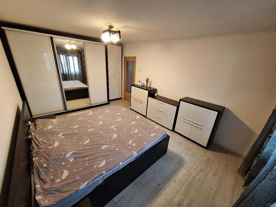 3 camere cu 2 bai,2 balcoane,centrala termica