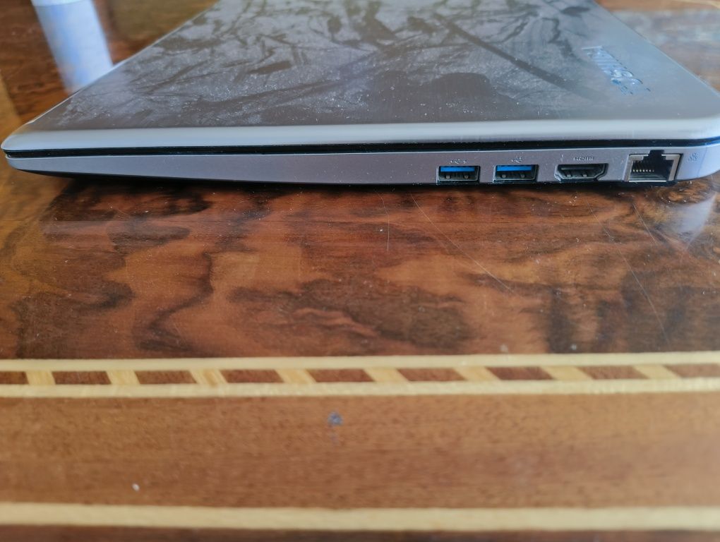 Лаптоп за части Toshiba