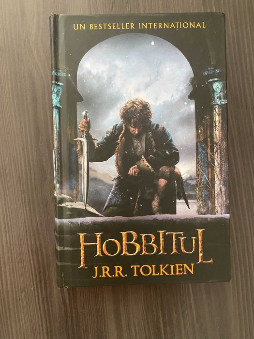 Hobbitul de J.R.R. Tolkein