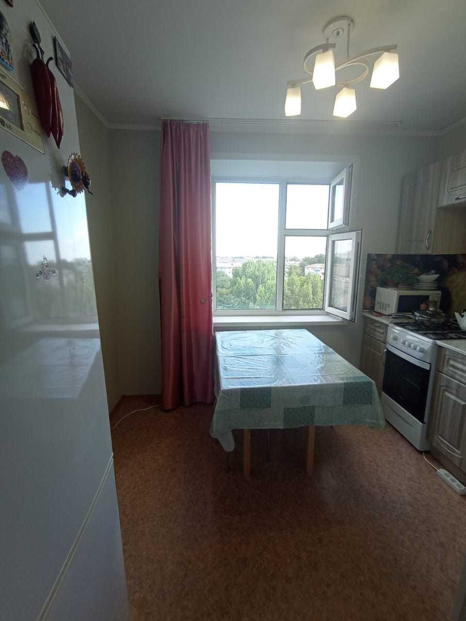 Продам 1 комн. квартиру в Уральске
