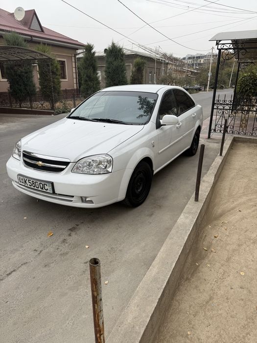 Lacetti 2011 yeil 153 probeg avtomat 1,6