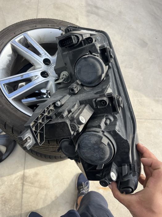 Фар Seat Alhambra десен