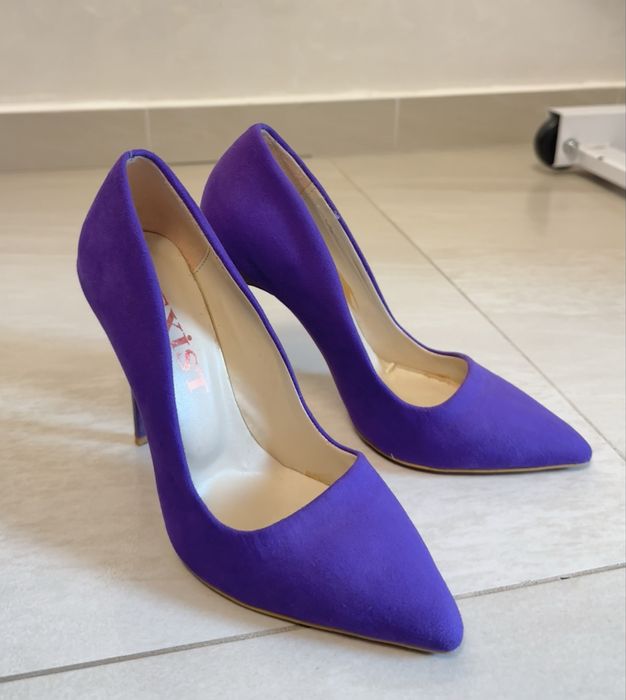 Pantofi stiletto mov