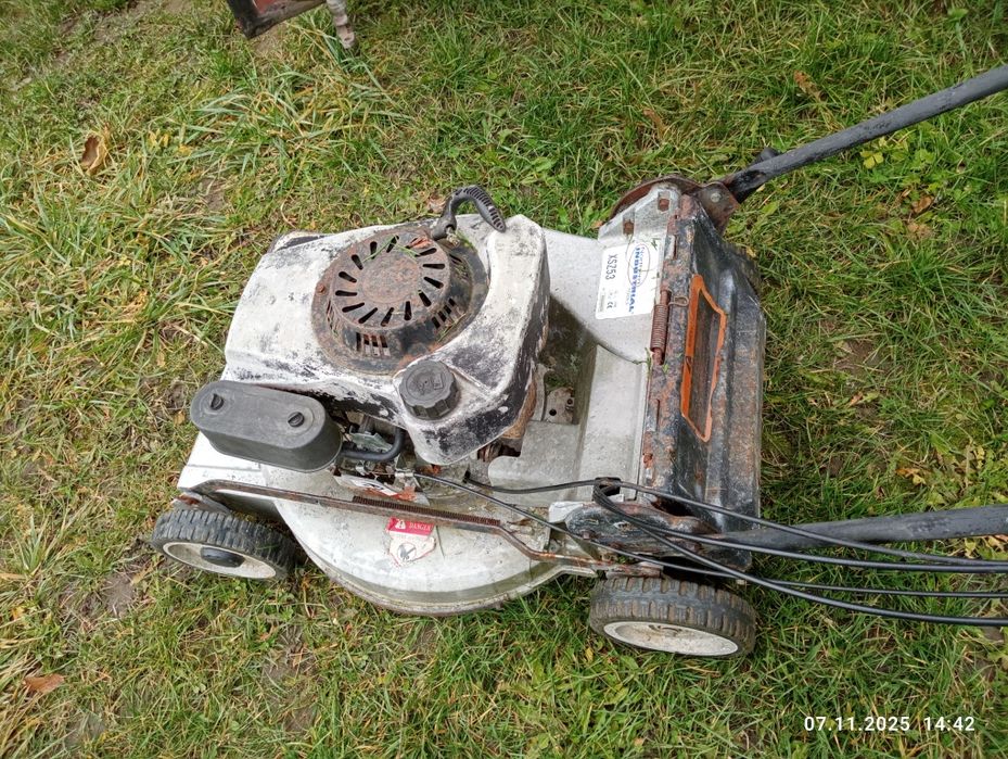 Mașina de tuns iarba cu tracțiune cardan