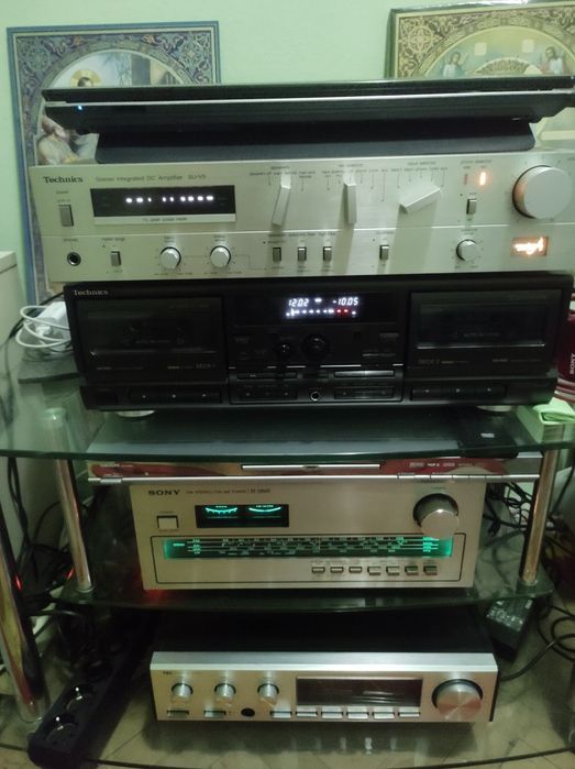 De vânzare amplif,tuner deci vintage