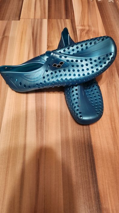 Pantofi de apa,de dama,Arena(folosiți)