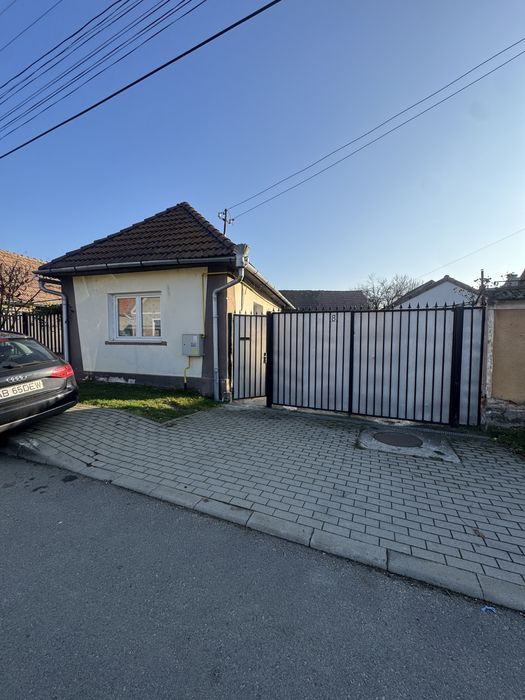 Casa mare cu gradina în Lancrăm, peste 1500 mp
