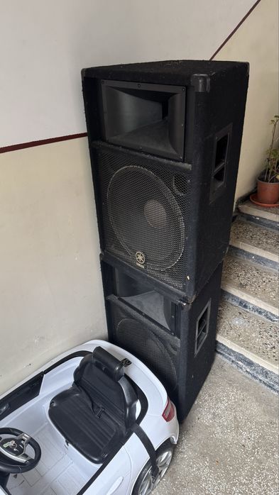 Boxe yamaha pasive s115v schimb