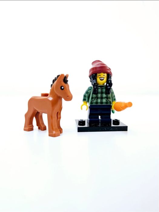 Lego Collectable Minifigures Series 22 71032 - Horse and Groom (2022)