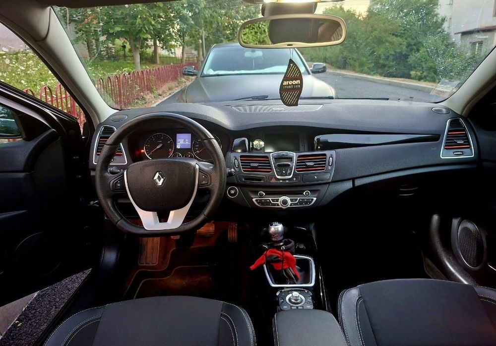 Renault Laguna 3, Bose 2.0 dci 150 cp