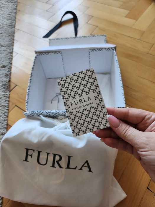 Малка чанта Furla