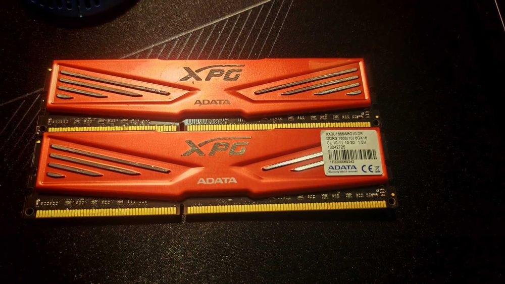 Рам памет  ADATA XPG V1 Red, 16GB (2x8GB) DDR3, 1866MHz, CL10