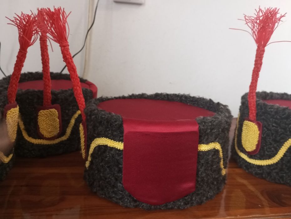 Vând caciuli model Cuza