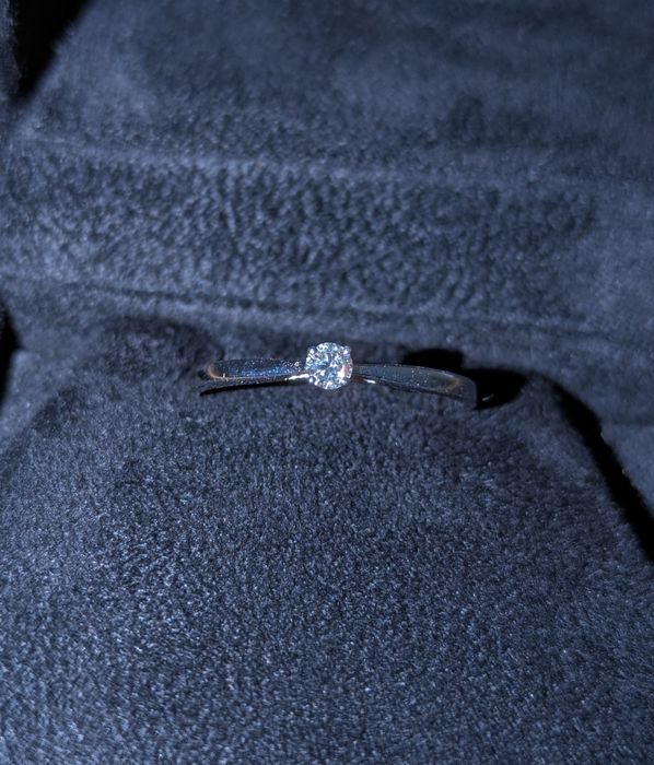 Inel de aur alb cu diamant