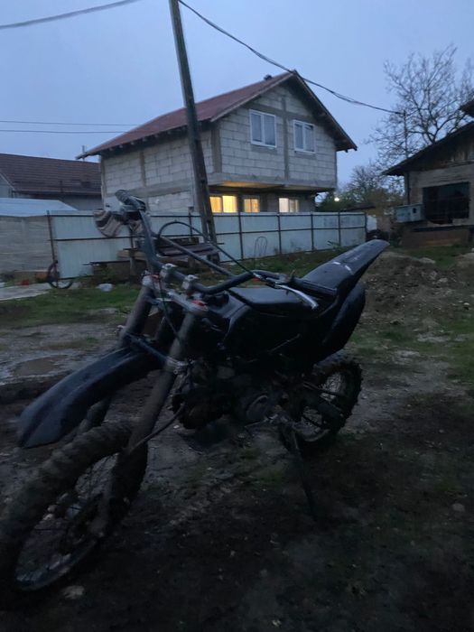 Vând cross 125cc 4t