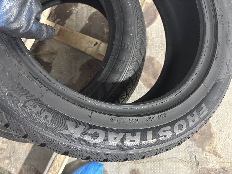 215/55R18 anvelope iarna  7mm