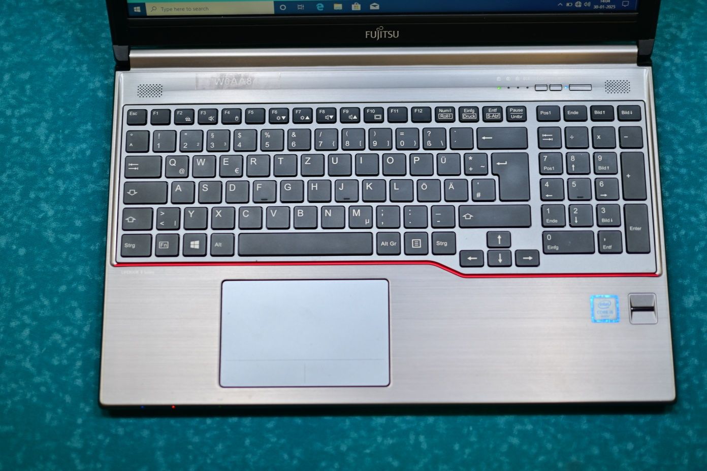 Core i5 8 gb 256 SSD  Fujitsu Treyding, Dasturlash ,AyTi uchun
