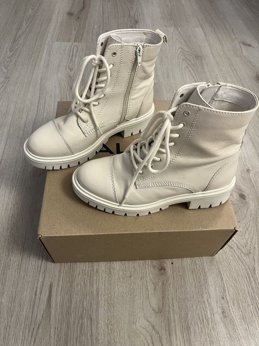 Ghete Aldo marimea 38 (recomand 37 sau 37,5)