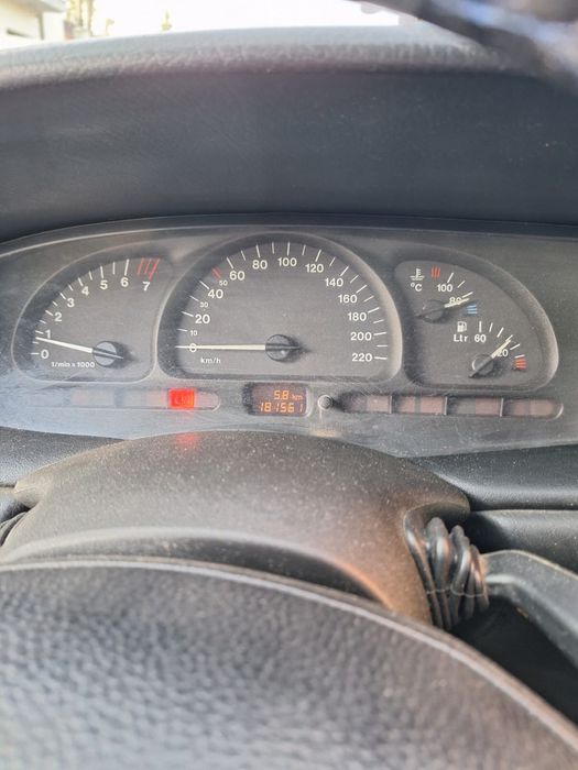 Opel Vectra B 1.6 benzina