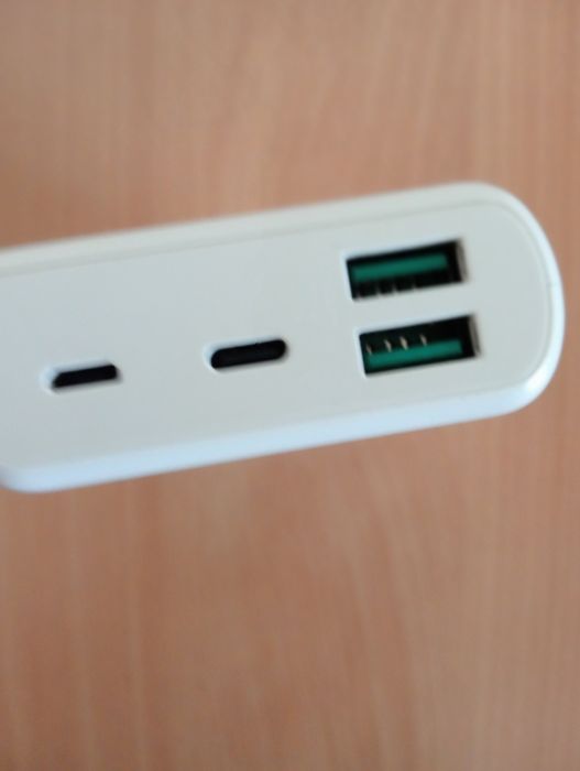 baterie externa adata