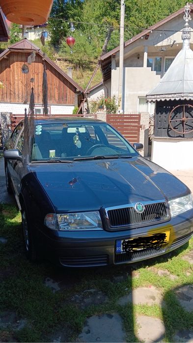 Autoturism Skoda Octavia berlina