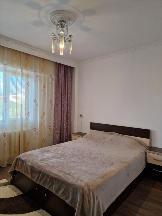 Ofer spre inchiriere ap 2 cam