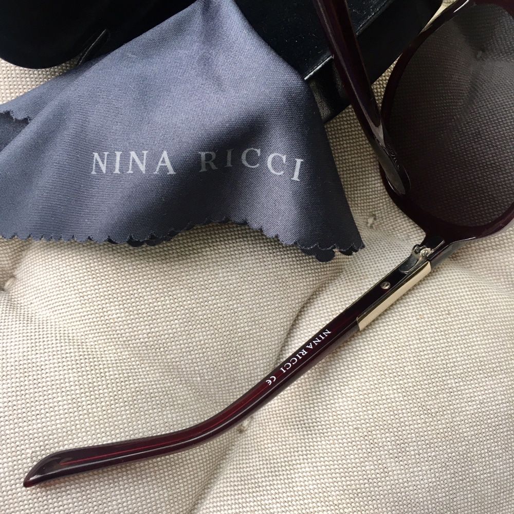 Дамски слънчеви очила NINA RICCI NR 3178 C03