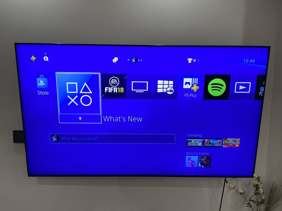 Playstation 4 PRO/PS4 PRO - 1TB с два джойстика