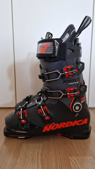 Clapari NORDICA  Pro Machine 130 / 27 /27.5[ nu atomic,salomon,head)