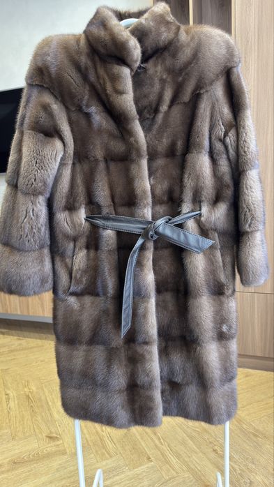 Продается шикарная шуба производство Греции